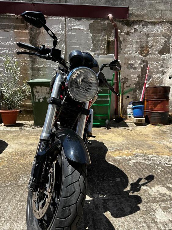 Ducati Monster 695 (2006 - 08) (3)