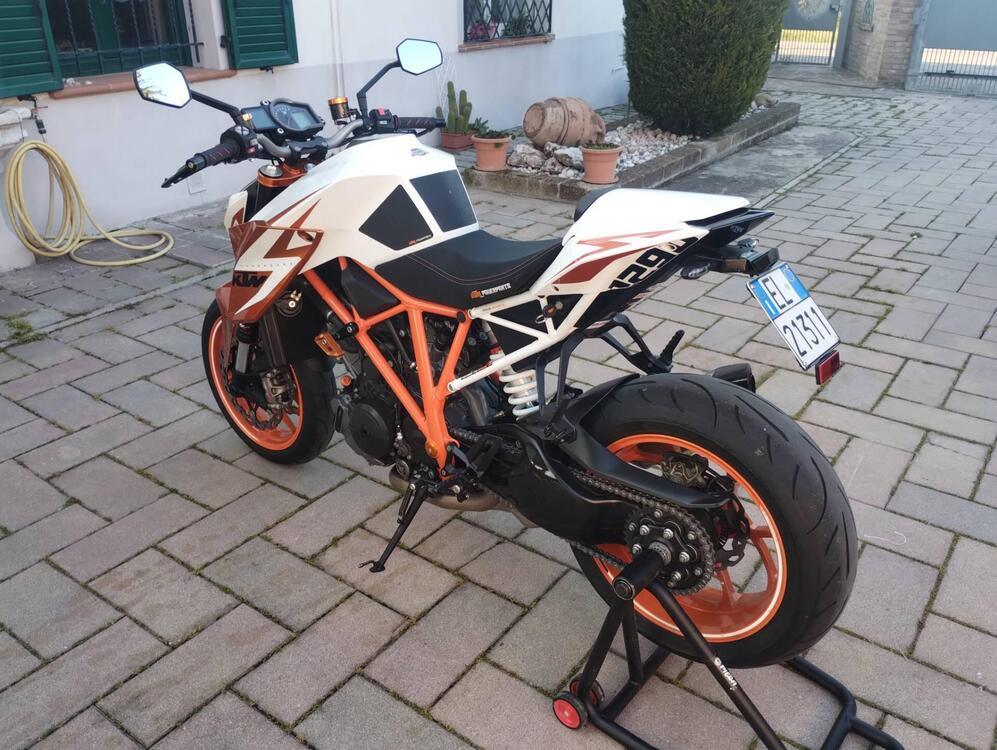 KTM 1290 Super Duke R SE ABS (2016) (3)