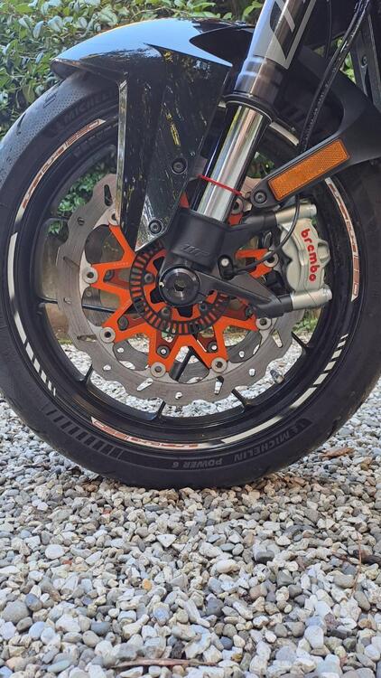 KTM 1290 Super Duke R (2019) (5)