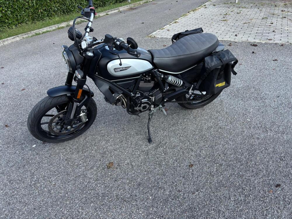 Ducati Scrambler 800 Icon Dark (2020) (2)
