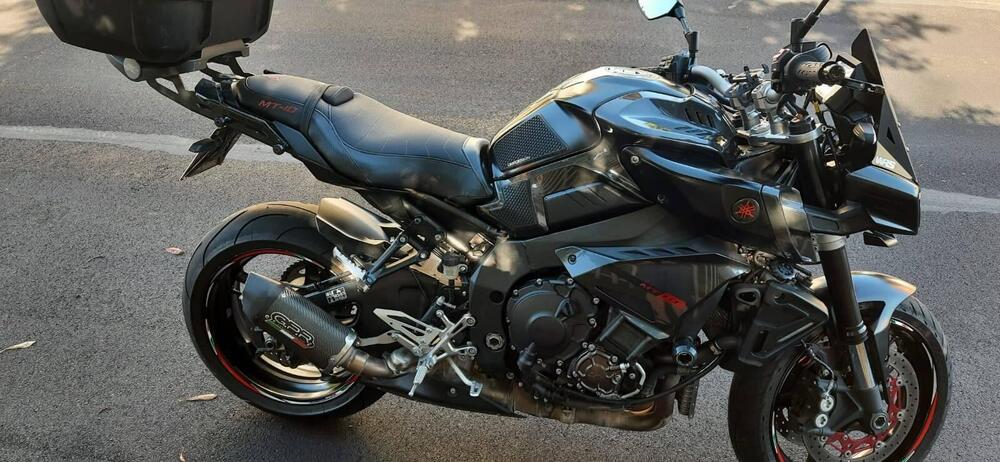 Yamaha MT-10 (2017 - 20) (4)