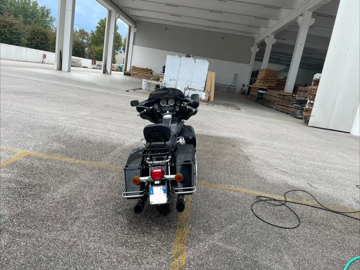 Harley-Davidson 1450 Electra Glide Standard (1999 - 05) - FLHTI (3)
