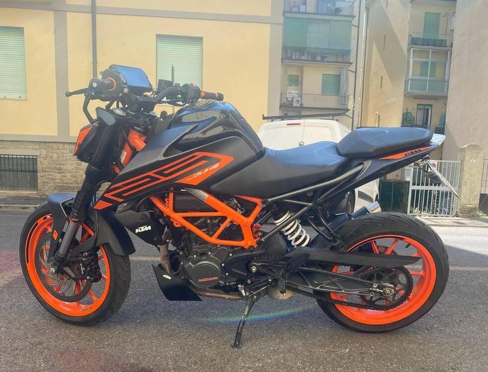 KTM 125 Duke (2021 - 23)