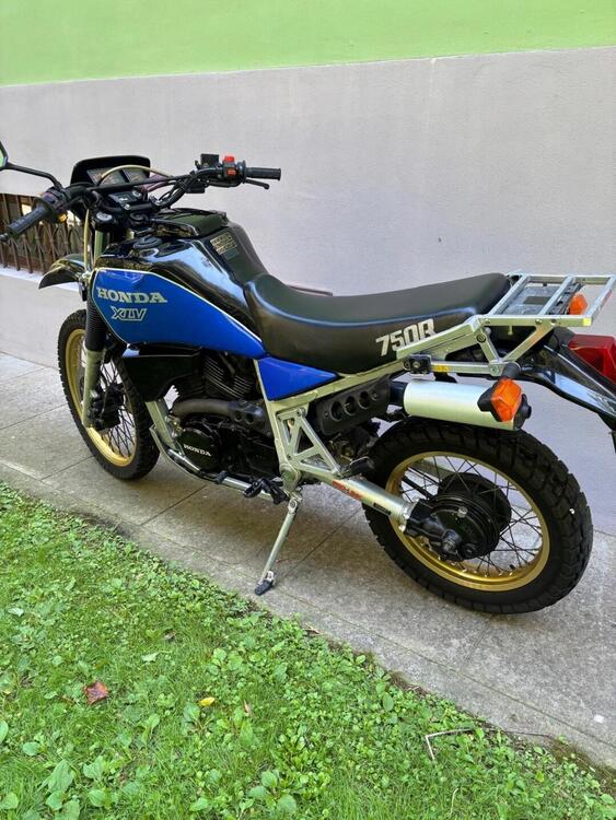 Honda XLV 750 (1984 - 89) (3)