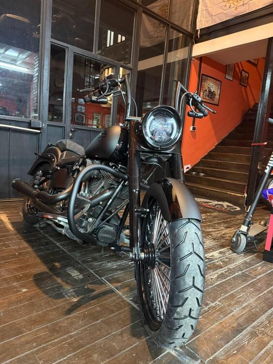 Harley-Davidson 1690 Fat Boy Special (2010 - 17) - FLSTF (2)