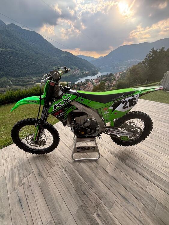 Kawasaki KX 450 F (2022)