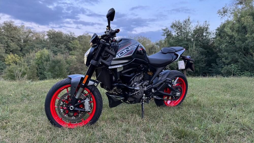 Ducati Monster 937 + (2021 - 25) (4)