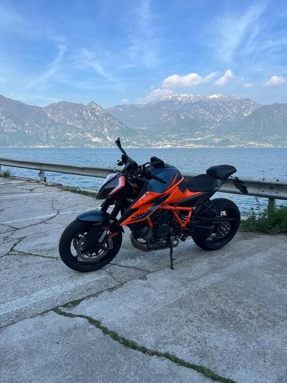 KTM 1290 Super Duke R (2021) (2)