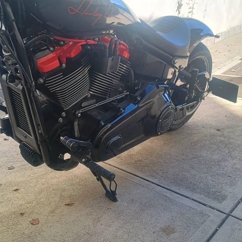 Harley-Davidson Breakout (2021 - 22) (11)