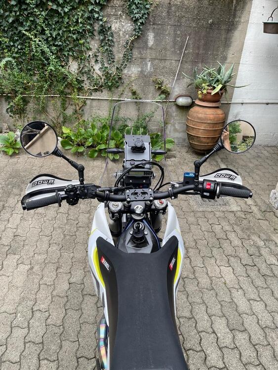 Husqvarna 701 Enduro (2023 - 25) (3)