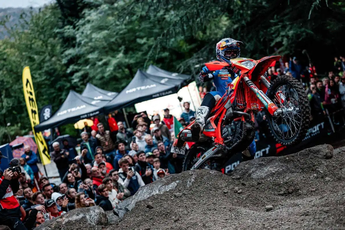 EnduroGP25 #6 Italia D2. Verona non-negoziabile, Garcia Campione del Mondo E1 [VIDEO] (9)