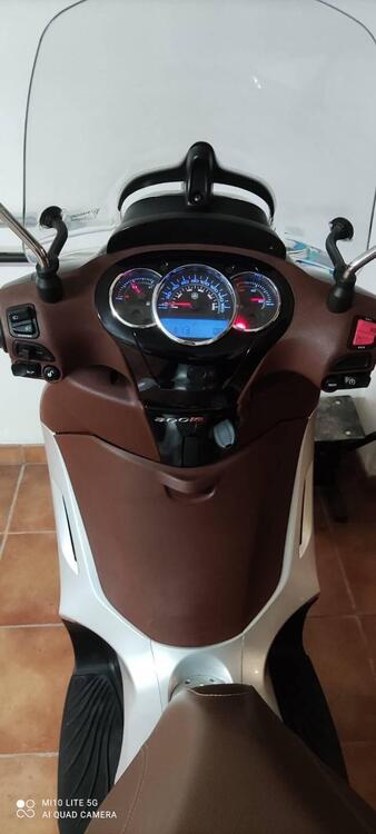 Piaggio Beverly 300 i.e. (2010 - 16)