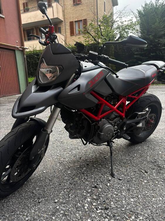 Ducati Hypermotard 796 (2012) (2)