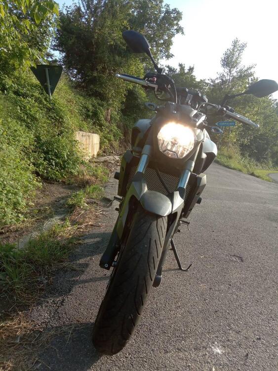 Yamaha MT-07 (2014 - 16) (3)