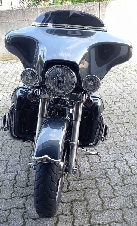 Harley-Davidson 1584 Street Glide (2008 - 10) - FLHX (2)