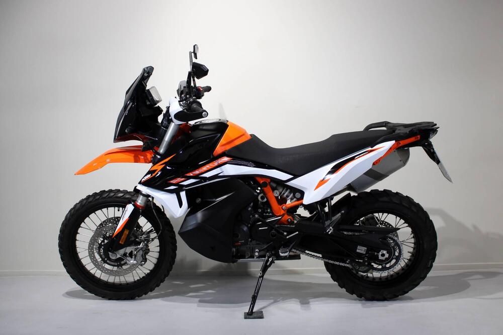 KTM 890 Adventure R (2022) (4)