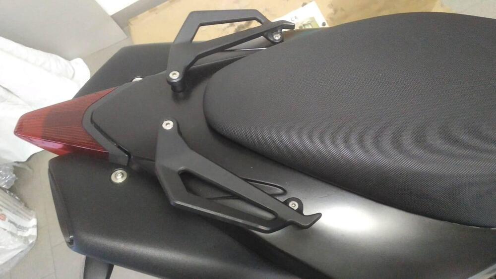 Aprilia Dorsoduro 750 ABS (2009 - 17) (3)