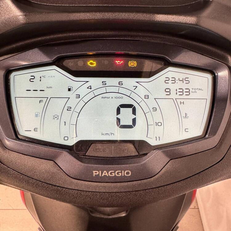 Piaggio Beverly 400 S ABS-ASR (2021 - 24) (4)