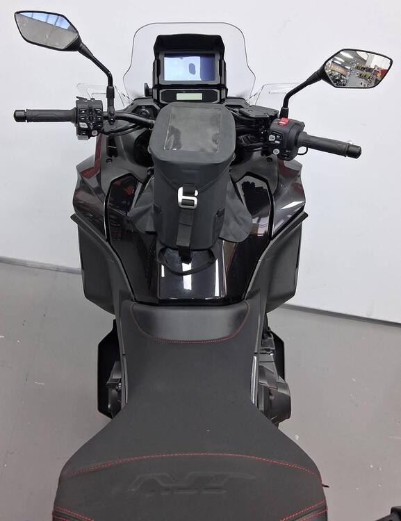 Honda NT 1100 DCT Electronic Suspension (2025) (4)