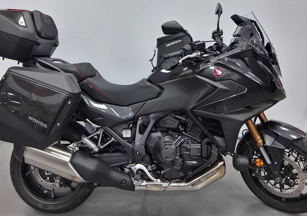 Honda NT 1100 DCT Electronic Suspension (2025)