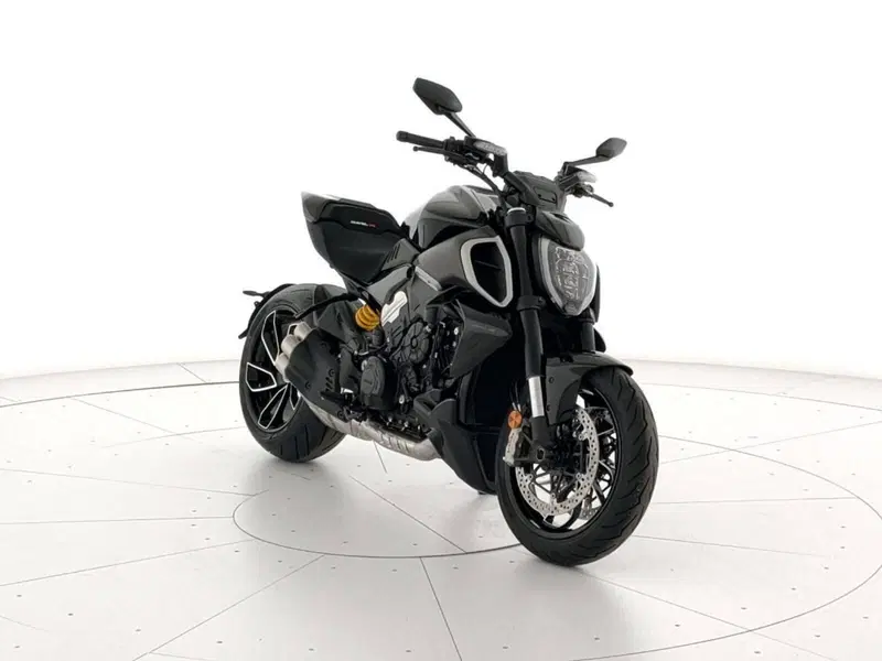 Ducati Diavel V4 (2023 - 26) (2)