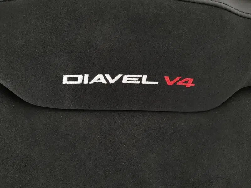 Ducati Diavel V4 (2023 - 26) (8)