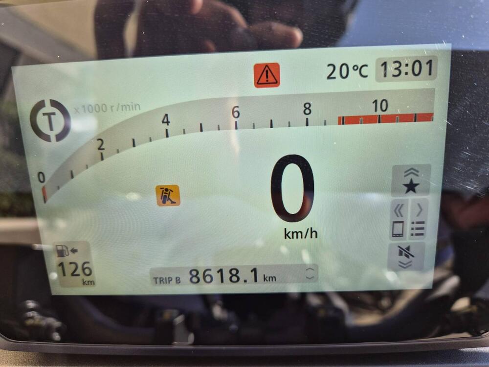 Honda ADV 350 Special Edition (2025) (5)