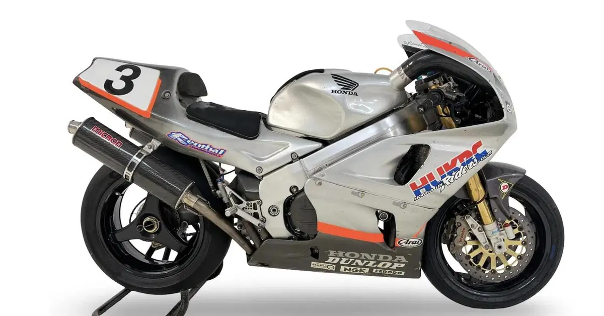 Le V4 di Joey Dunlop all'Asta