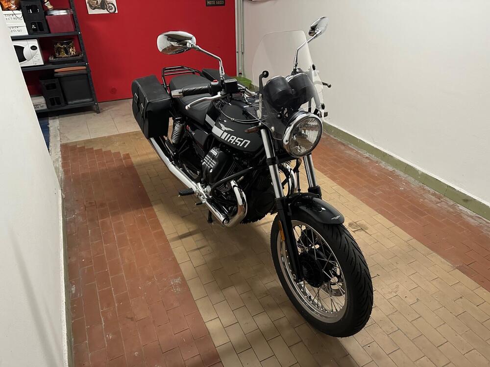 Moto Guzzi V7 Special (2021 - 24) (3)