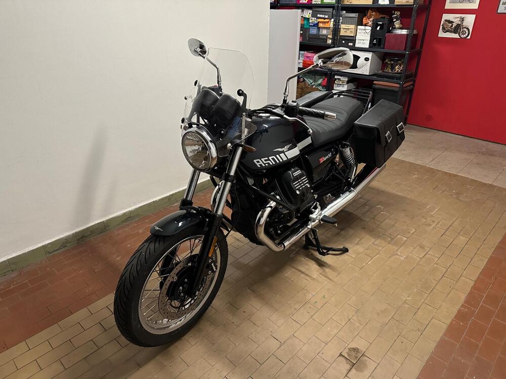 Moto Guzzi V7 Special (2021 - 24) (4)