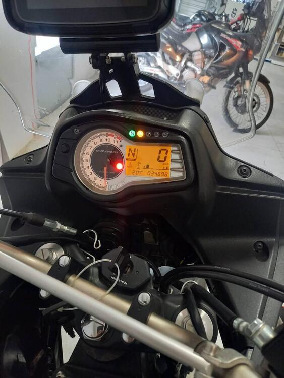 Suzuki V-Strom 650 ABS (2011 - 17) (4)