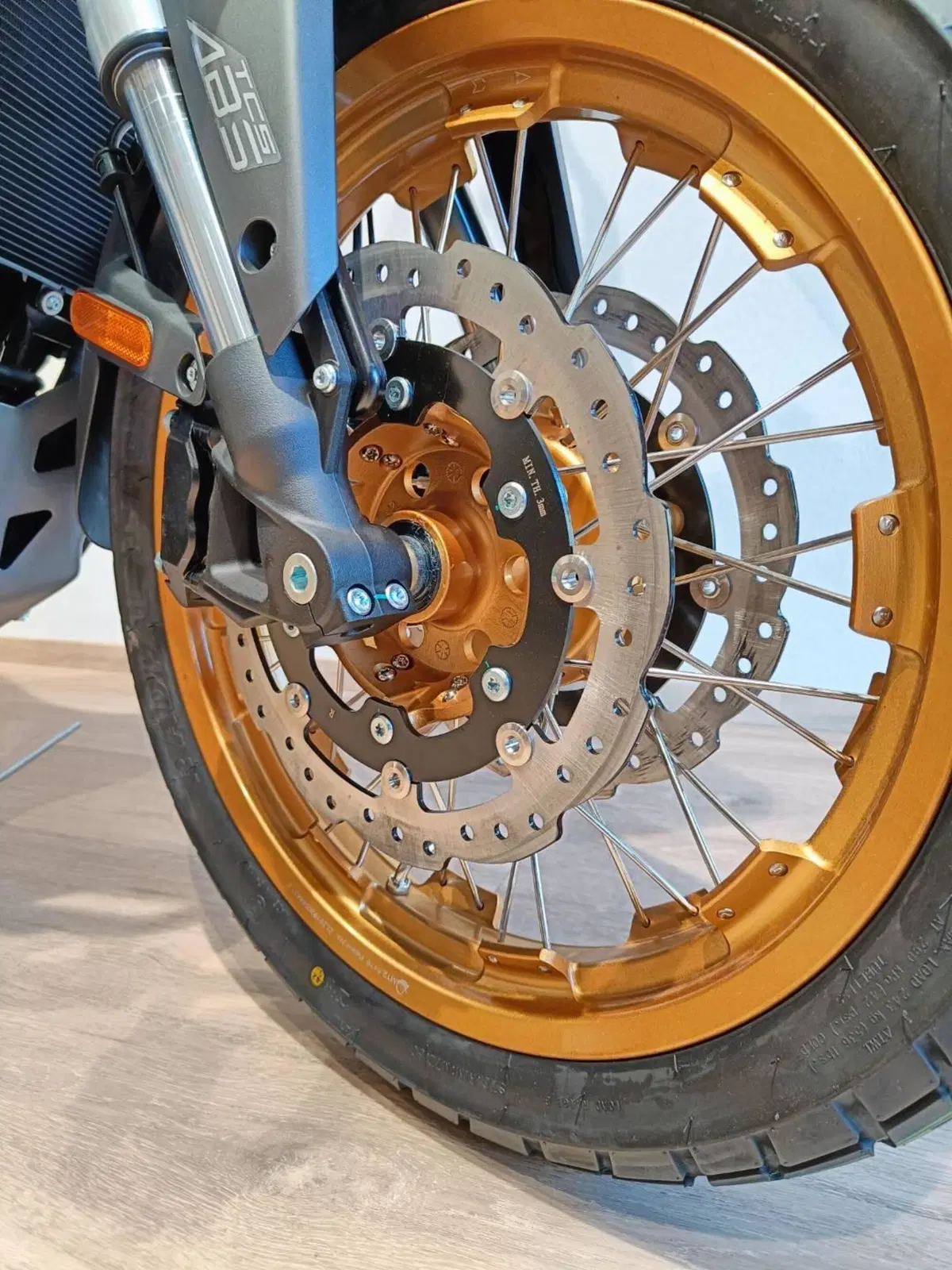 Cyclone RX600 (2025 - 26) (3)