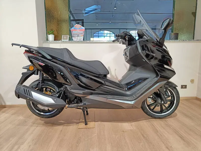 Cyclone RT3S (2025 - 26)