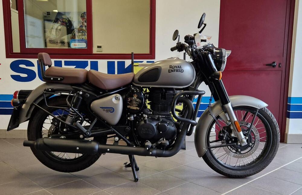 Royal Enfield Classic 350 (2021 - 25) (3)