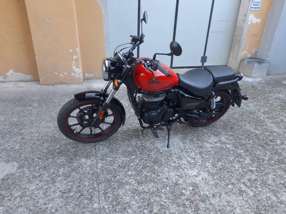 Royal Enfield Meteor 350 Fireball (2021 - 25) (5)