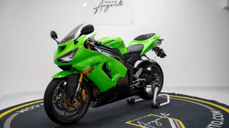 Kawasaki Ninja 636 ZX-6R (2005 - 06) (8)