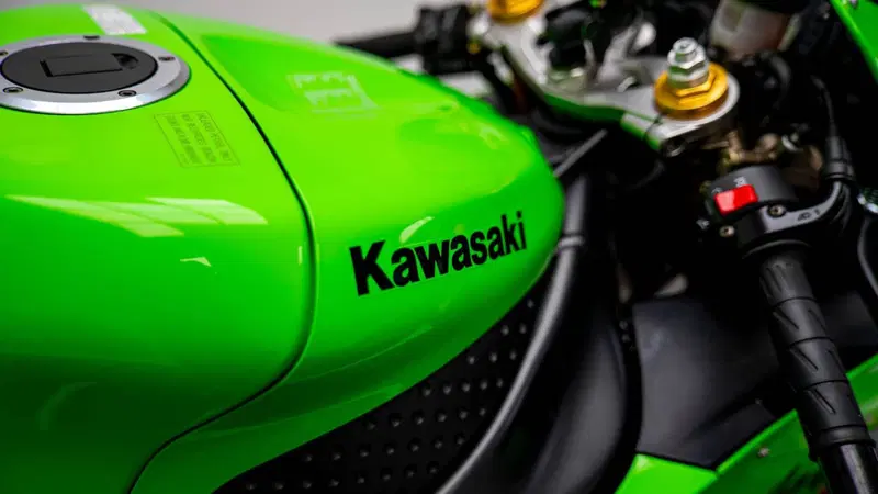 Kawasaki Ninja 636 ZX-6R (2005 - 06) (11)
