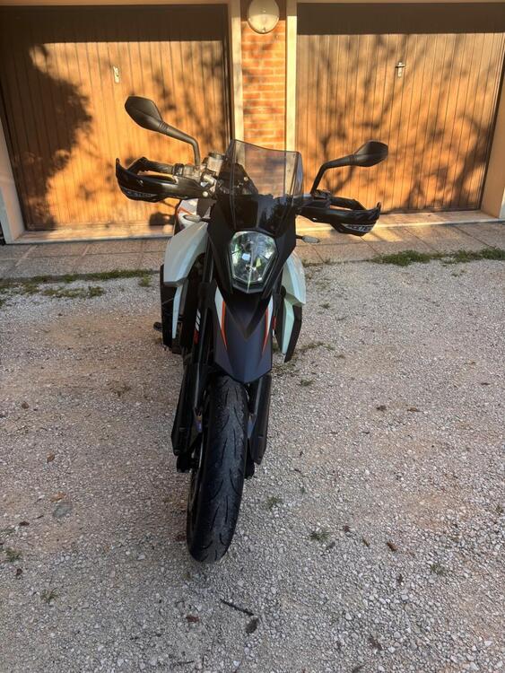 KTM 990 Supermoto R (2009 - 11) (4)