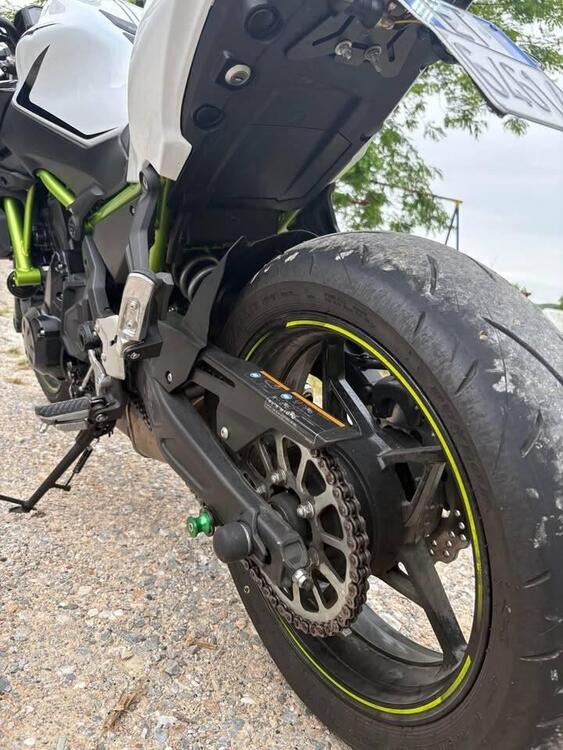 Kawasaki Z 650 (2020) (4)
