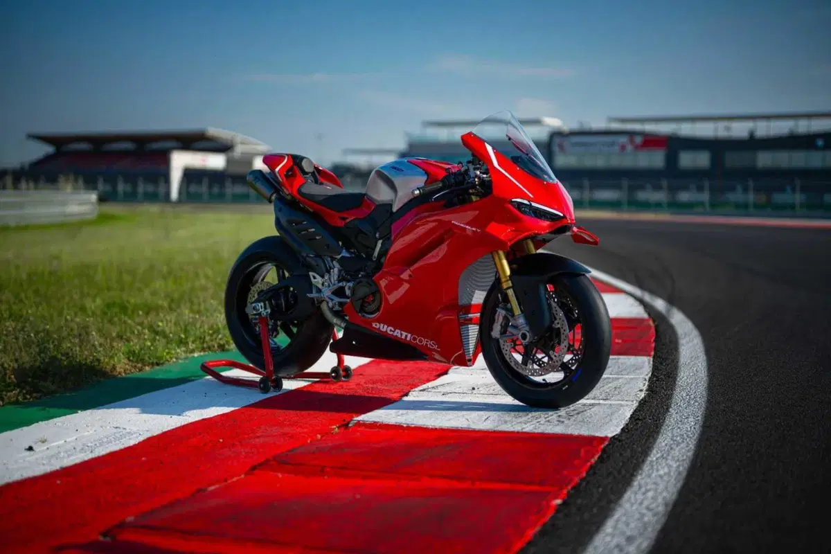 Panigale V4R: che ferro! (2)