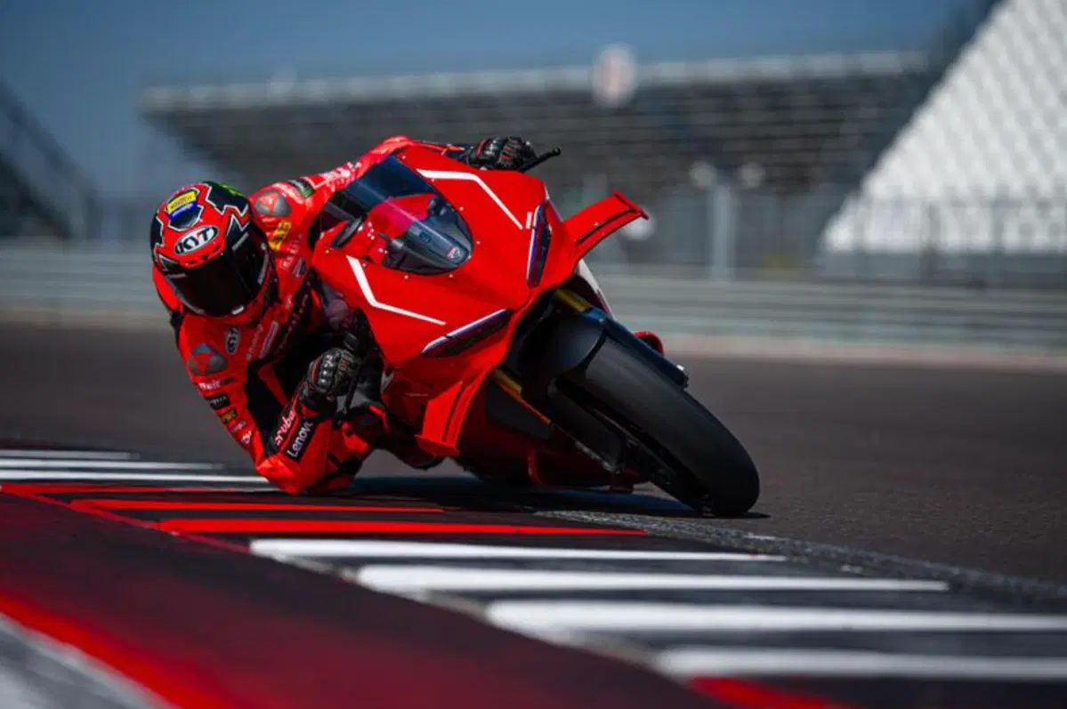Panigale V4R: che ferro! (3)
