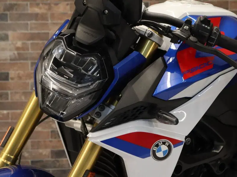 Bmw F 900 R (2025 - 26) (10)