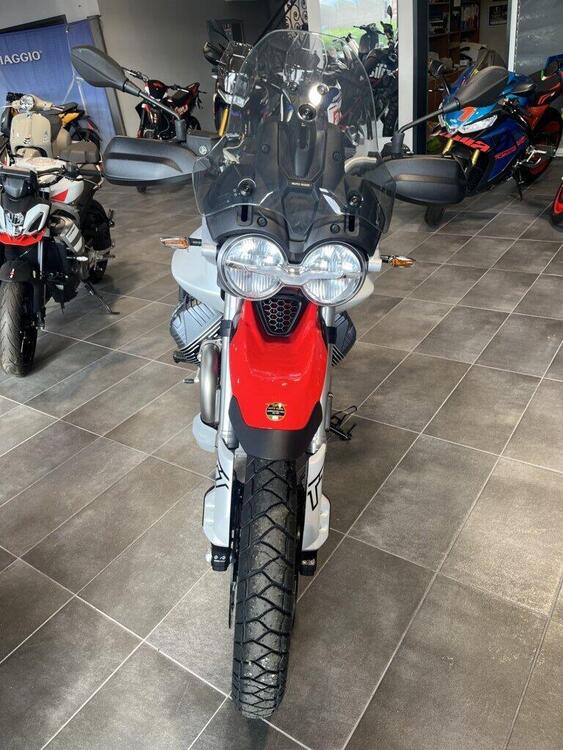Moto Guzzi V85 TT (2024 - 25)