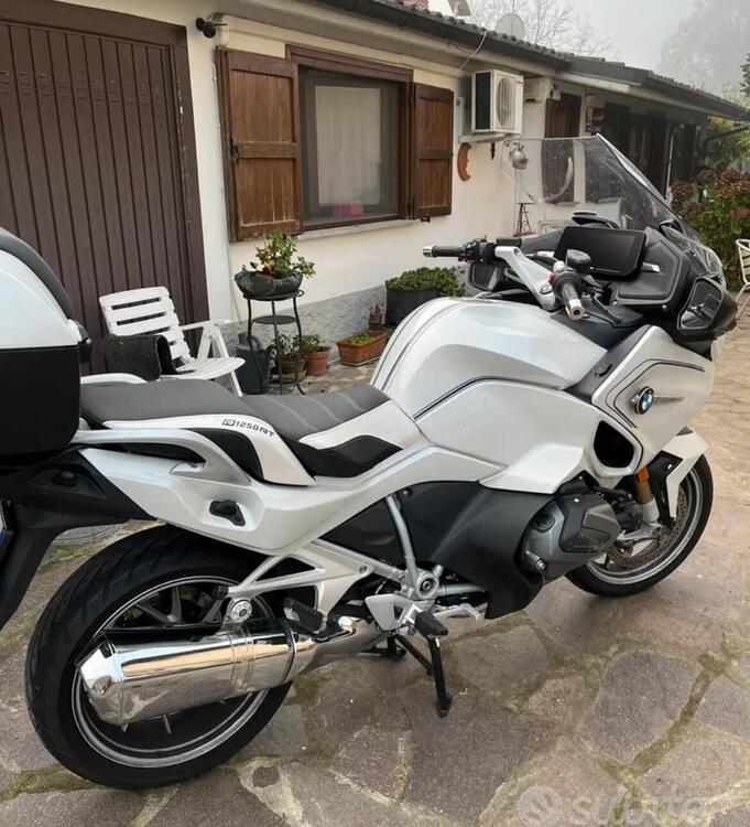 Bmw R 1250 RT (2021 - 25) (2)