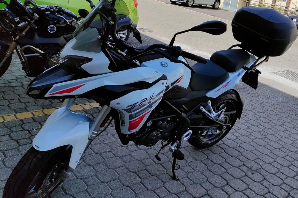 Benelli TRK 251 (2022 - 25) (5)