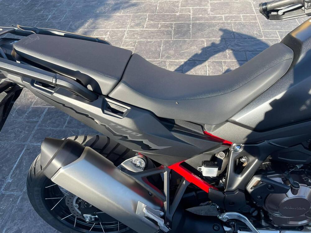 Honda Africa Twin CRF 1100L (2024 - 25) (3)