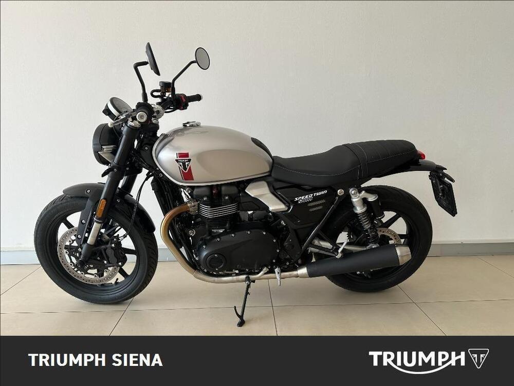 Triumph Speed Twin 900 (2025) (3)