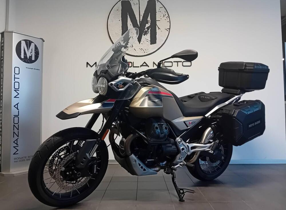 Moto Guzzi V85 TT Travel (2024 - 25) (4)