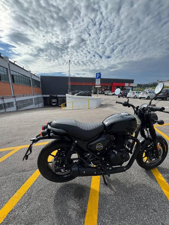 Royal Enfield HNTR 350 (2022 - 25) (3)
