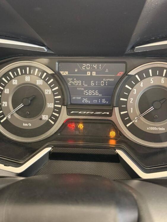 Honda Forza 300 ABS (2018 - 20) (4)